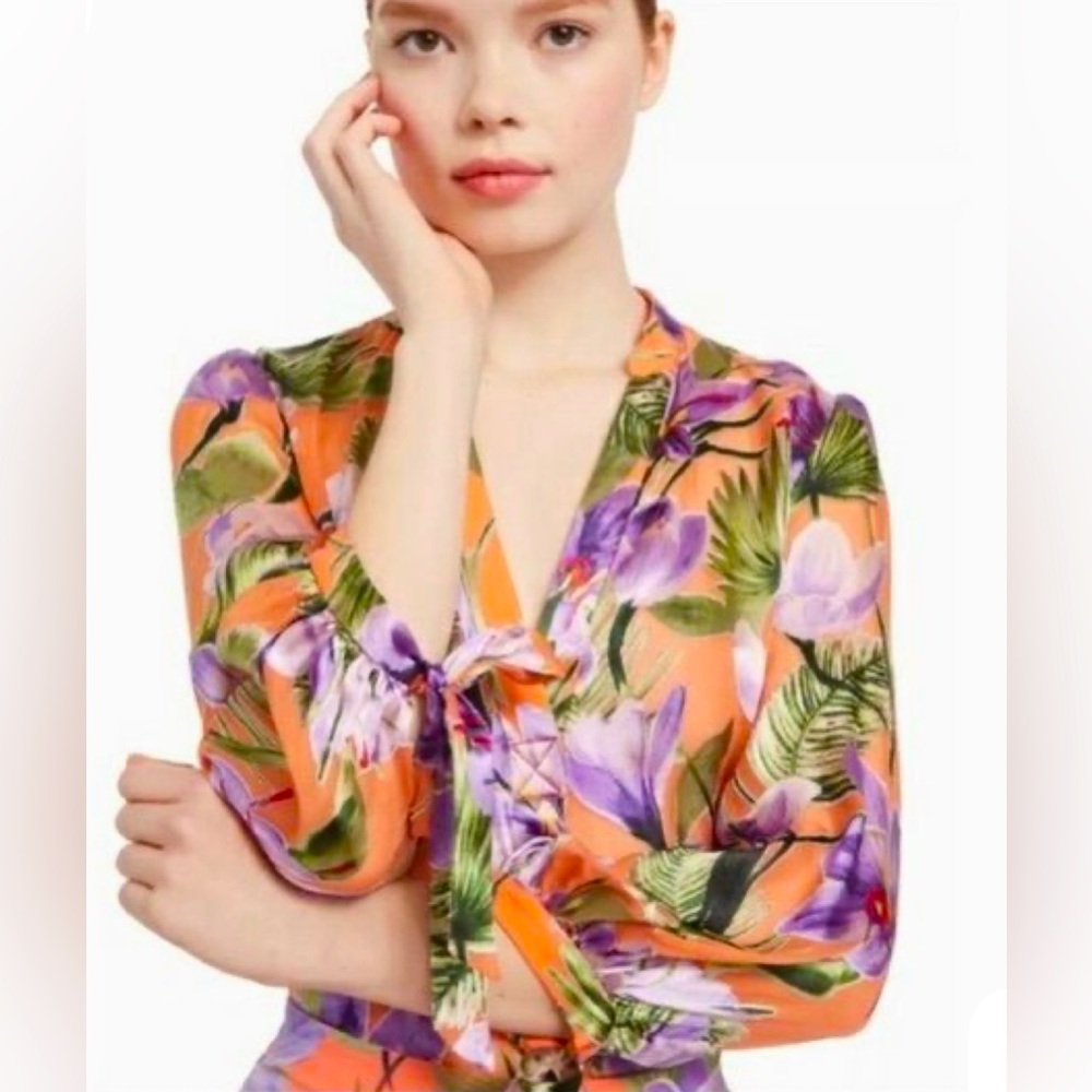 Alice + Olivia Orange and Green Tie Front Blouse 100% silk brand new